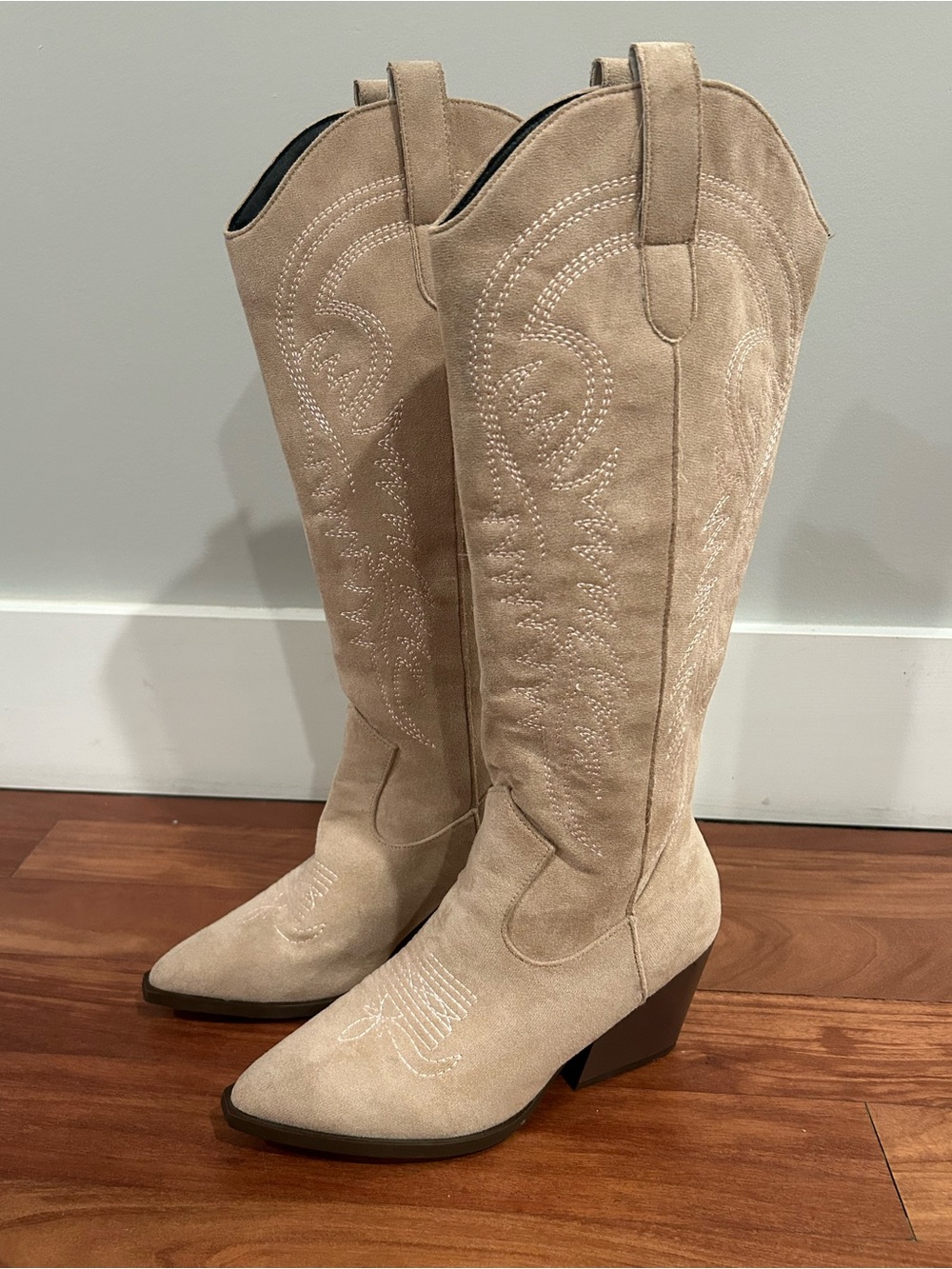 Cowgirl Boots Pointed Toe Block Heel Mid Calf Embroidered Faux Suede Size 6 36 - Picture 8 of 16